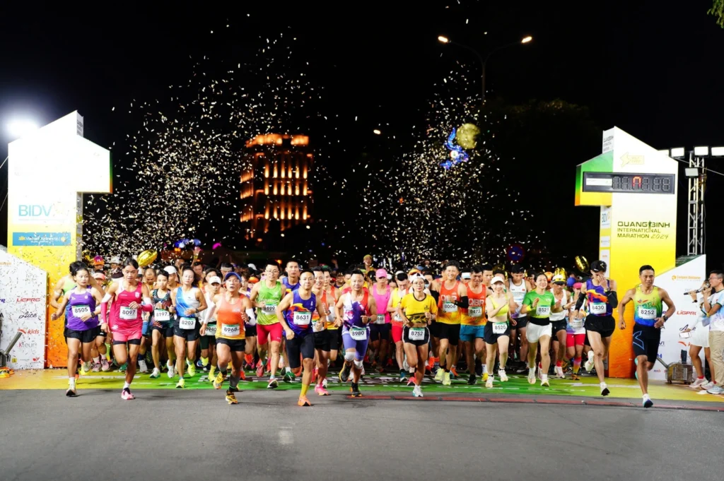 Aqua Warriors và Marathon ở Quảng Bình: 1 chuyến đi, 2 giải đấu