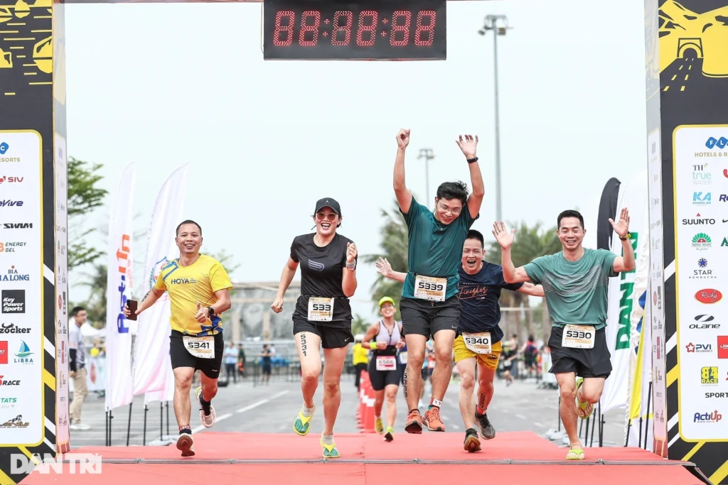 Dấu ấn Aqua Warriors Halong Bay 2025 và những câu chuyện cảm xúc