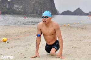 Nhà vô địch xinh đẹp gây sốt tại Aqua Warriors Halong Bay 2025