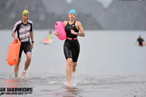 Nhà vô địch xinh đẹp gây sốt tại Aqua Warriors Halong Bay 2025