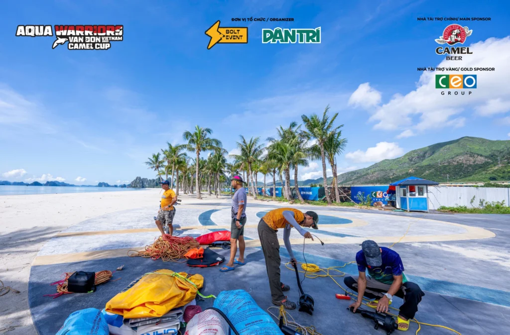 Aqua Warriors Vân Đồn 2025 - Camel Cup: Ban tổ chức kiểm tra an toàn đường bơi
